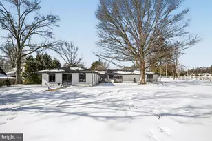 4304 Bridgeboro Rd, Moorestown, NJ 08057 - Photo 2