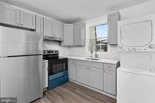 20 Florence Tollgate Pl, Florence, NJ 08518 - Photo 8
