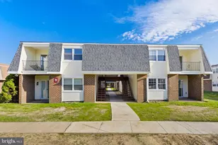 20 Florence Tollgate Pl, Florence, NJ 08518 - Photo 2