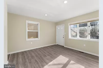 93 Washington Street, Mount Holly, NJ 08060 - Photo 2