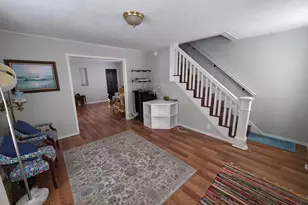 213 Laurel St, Beverly, NJ 08010 - Photo 4