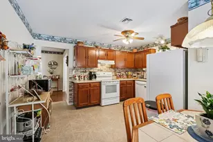 24 St Davids Pl, Southampton, NJ 08088 - Photo 20
