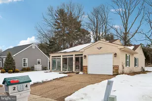 24 St Davids Pl, Southampton, NJ 08088 - Photo 4