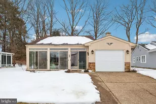 24 St Davids Pl, Southampton, NJ 08088 - Photo 6