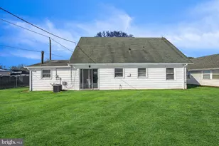 4 Hamilton Ln, Willingboro, NJ 08046 - Photo 6