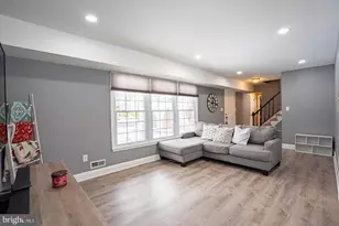 601 Tallowood Ln, Mount Laurel, NJ 08054 - Photo 4