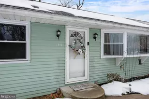 156 Shreve St, Mount Holly, NJ 08060 - Photo 2