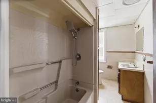 600 Farnsworth Ave, Bordentown, NJ 08505 - Photo 16