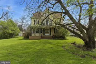 600 Farnsworth Ave, Bordentown, NJ 08505 - Photo 2