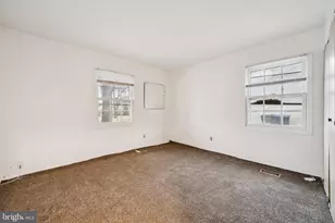 21 Glenview Ln, Willingboro, NJ 08046 - Photo 18