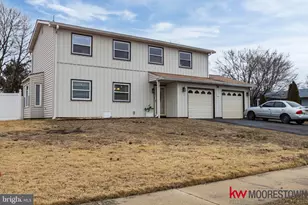 19 Nottingham Way, Eastampton, NJ 08060 - Photo 2