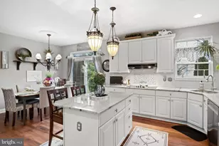 8 Saratoga Springs Dr, Cinnaminson, NJ 08077 - Photo 16