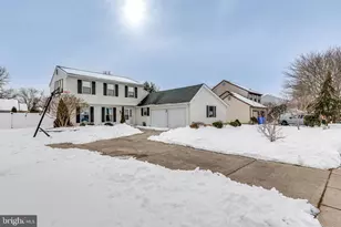 45 Stratford Ln, Mount Laurel, NJ 08054 - Photo 2