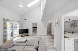 3904 Fenwick Ln, Mount Laurel, NJ 08054 - Photo 6