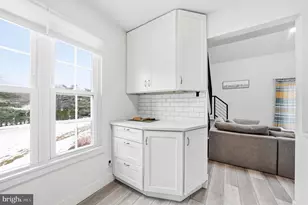 3904 Fenwick Ln, Mount Laurel, NJ 08054 - Photo 16