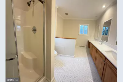 229 Washington Street, Fieldsboro, NJ 08505 - Photo 18