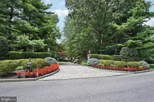 12 Cove Rd, Moorestown, NJ 08057 - Photo 2