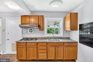 38 Patriot Ln, Willingboro, NJ 08046 - Photo 16