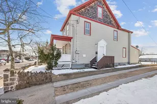 506 Bridgeboro St, Riverside, NJ 08075 - Photo 4