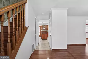228 Meadow Dr, Mount Laurel, NJ 08054 - Photo 8