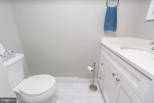 29 Plumtree Ln, Willingboro, NJ 08046 - Photo 10