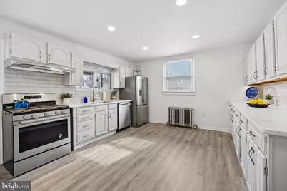 61 S Maple Avenue, Maple Shade, NJ 08052 - Photo 18