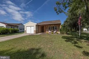 4 Narberth Pl, Southampton, NJ 08088 - Photo 2