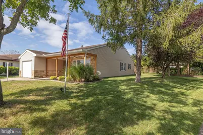 4 Narberth Place, Southampton, NJ 08088 - Photo 1