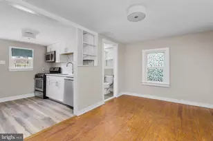 22 Thompson St, Bordentown, NJ 08505 - Photo 6