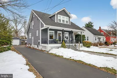 320 Glenwood Avenue, Burlington, NJ 08016 - Photo 2