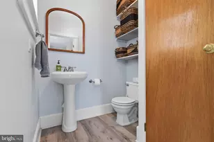 320 Glenwood Ave, Burlington, NJ 08016 - Photo 22