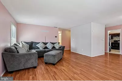 32 Millbrook Drive, Willingboro, NJ 08046 - Photo 8