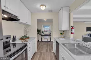 15 Efland Ln, Willingboro, NJ 08046 - Photo 10