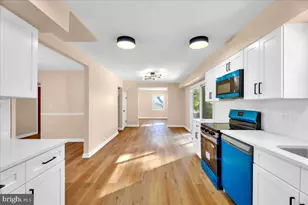 18 Hinsdale Ln, Willingboro, NJ 08046 - Photo 10