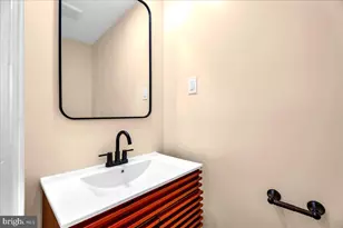 18 Hinsdale Ln, Willingboro, NJ 08046 - Photo 8