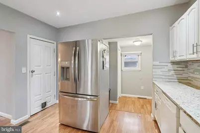 652 Park Avenue, Burlington, NJ 08016 - Photo 12