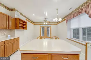 7 Dutchess Ct, Southampton, NJ 08088 - Photo 22