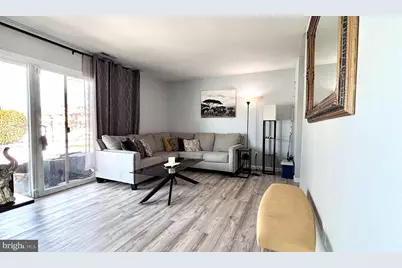 21 E Daisy Lane, Mount Laurel, NJ 08054 - Photo 4