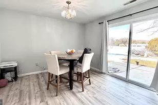 21 E Daisy Ln, Mount Laurel, NJ 08054 - Photo 6