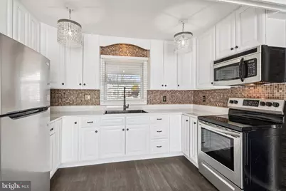 42 Maplewick Lane, Willingboro, NJ 08046 - Photo 2