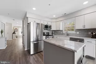 135 Buckingham Way, Mount Laurel, NJ 08054 - Photo 14