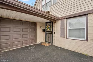 168 Millbrook Dr, Willingboro, NJ 08046 - Photo 4