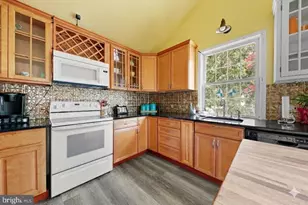 57 S Terrace Ave, Maple Shade, NJ 08052 - Photo 4