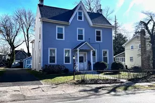 44 Warren St, Beverly, NJ 08010 - Photo 2