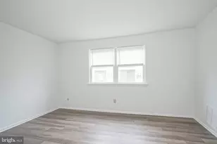 10 Florence Tollgate Pl, Burlington, NJ 08016 - Photo 14