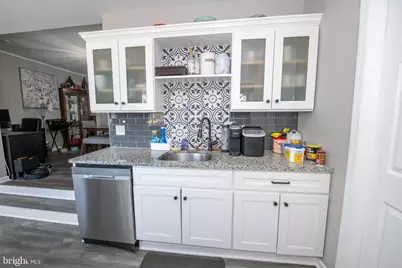 802 W Front Street, Florence, NJ 08518 - Photo 14