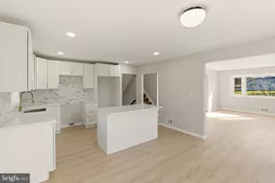 102 Dawn Dr, Mount Holly, NJ 08060 - Photo 8