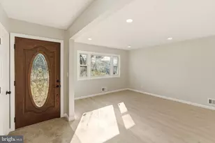 102 Dawn Dr, Mount Holly, NJ 08060 - Photo 4