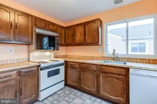 9 Westminster Dr S, Southampton, NJ 08088 - Photo 14