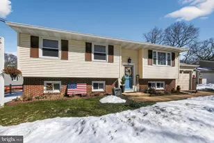 14 Bee St, Browns Mills, NJ 08015 - Photo 2